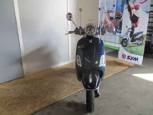 Vespa lx 50 - bromscooter - scooter - afbeelding 2 van  6