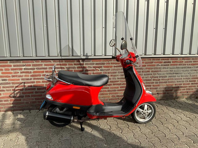 Vespa lx50 4t scooter snelheidsbegrenzer met afstandsbediening - afbeelding 4 van  11
