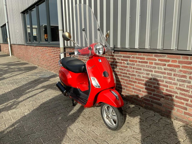 Vespa lx50 4t scooter snelheidsbegrenzer met afstandsbediening - afbeelding 1 van  11