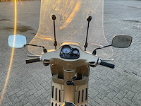 Vespa piaggio bromscooter lx 50 4t scooter - afbeelding 8 van  21
