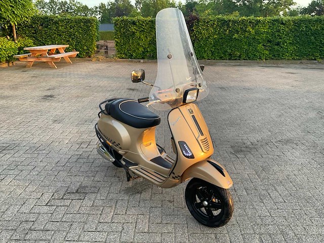 Vespa piaggio bromscooter lx 50 4t scooter - afbeelding 16 van  21