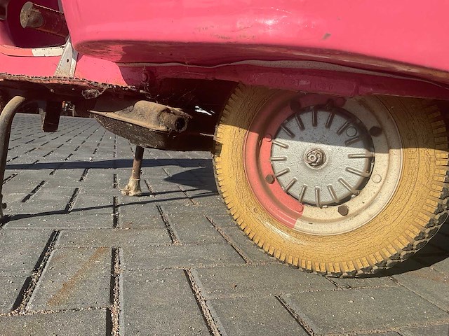 Vespa piaggio oldtimer scooter - afbeelding 5 van  15