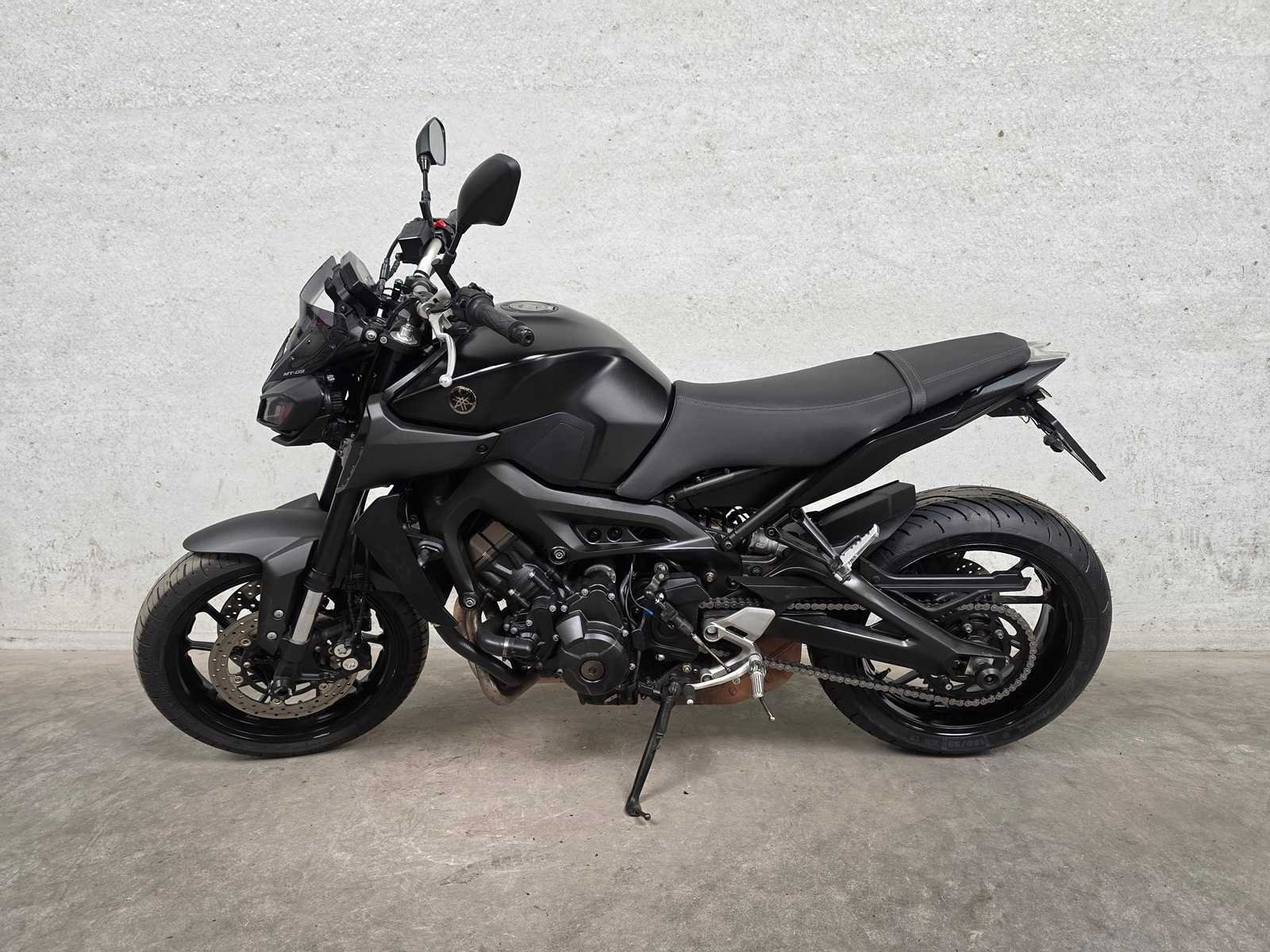 Vespa, piaggio, yamaha en meer scooters, motorfietsen en e-bikes