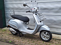 Vespa primavera 45km bromscooter 4-takt - afbeelding 5 van  7