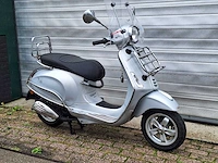 Vespa primavera 45km bromscooter 4-takt - afbeelding 5 van  7