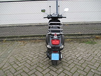 Vespa s - snorscooter - 2t - scooter - afbeelding 10 van  11