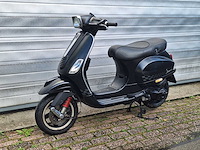 Vespa s 25km snorscooter 4-takt - afbeelding 2 van  7