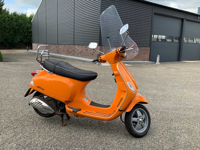 Vespa s scooter - afbeelding 5 van  13