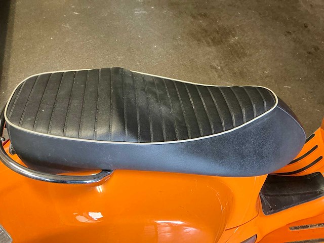 Vespa scooter gts 300 i.e. super scooter - afbeelding 7 van  12