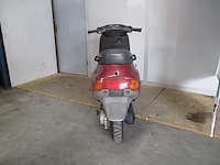 Vespa sfera - bromscooter - oldtimer 2 takt - scooter - afbeelding 6 van  10
