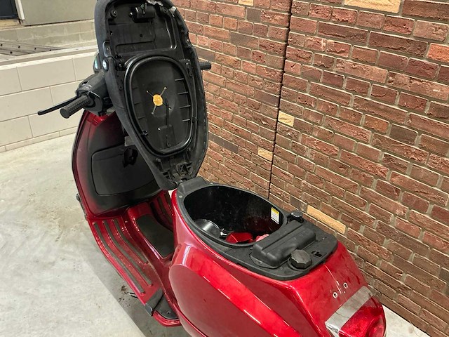 Vespa snorscooter lx 2t scooter - afbeelding 3 van  12