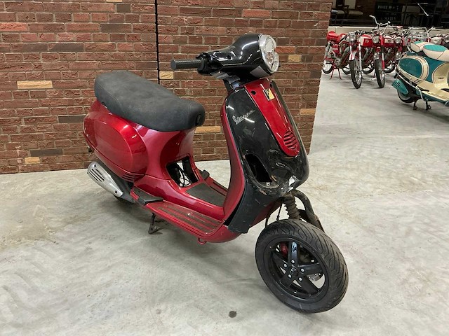 Vespa snorscooter lx 2t scooter - afbeelding 1 van  12