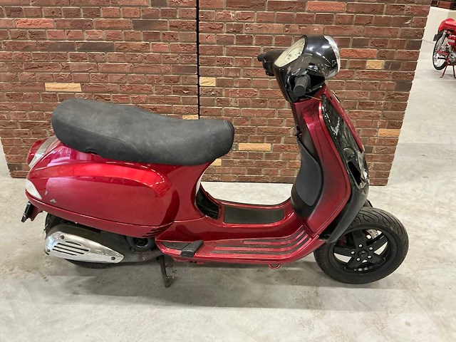 Vespa snorscooter lx 2t scooter - afbeelding 9 van  12