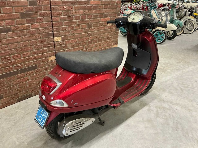 Vespa snorscooter lx 2t scooter - afbeelding 10 van  12