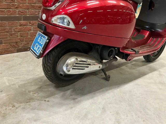 Vespa snorscooter lx 2t scooter - afbeelding 11 van  12