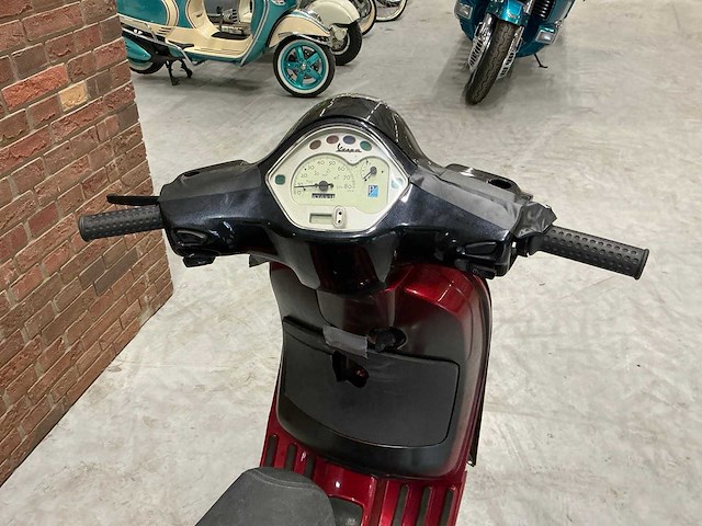 Vespa snorscooter lx 2t scooter - afbeelding 12 van  12