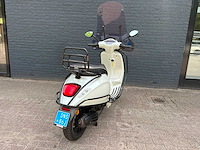 Vespa snorscooter sprint 50 scooter - afbeelding 4 van  8