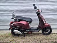 Vespa sprint 25km snorscooter 4-takt - afbeelding 4 van  7