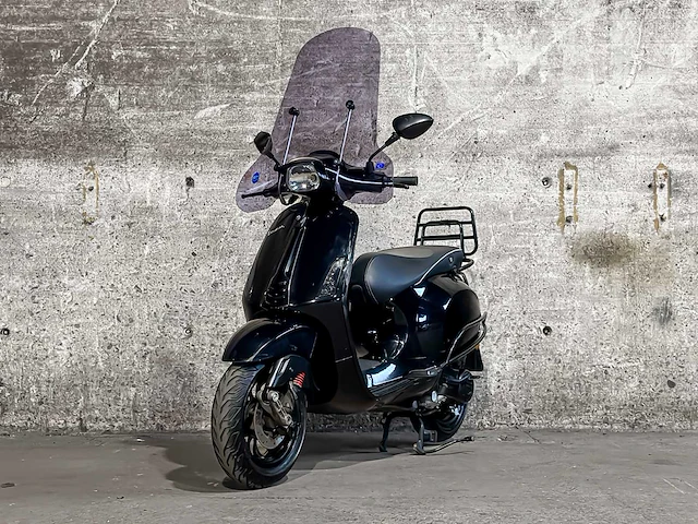 Vespa sprint 4t 2017 piaggo, dlg-28-v scooter - afbeelding 1 van  19