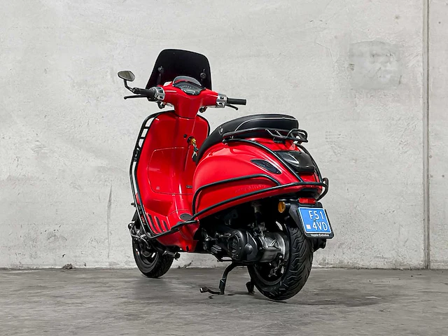 Vespa sprint 4t 80cc 2016, f-514-vd - afbeelding 17 van  29