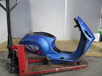 Vespa sprint schade frame - snorscooter - scooter - afbeelding 5 van  7
