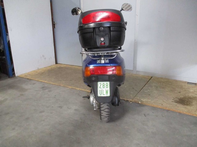 Vespa/piaggio sfera oldtimer - bromscooter - 2 takt - scooter - afbeelding 2 van  3