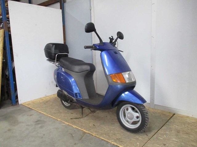 Vespa/piaggio sfera oldtimer - bromscooter - 2 takt - scooter - afbeelding 7 van  11