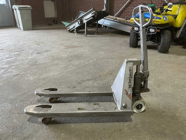 Vestergaard rvs hand hydraulische palletwagen - afbeelding 3 van  5