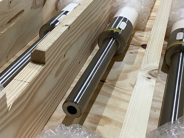 Vesuvius - 2025 - ee 26854 - keramische rollen - afbeelding 3 van  5