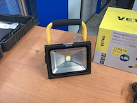 Vetec oplaadbare accubouwlamp incl. acculader - afbeelding 2 van  5