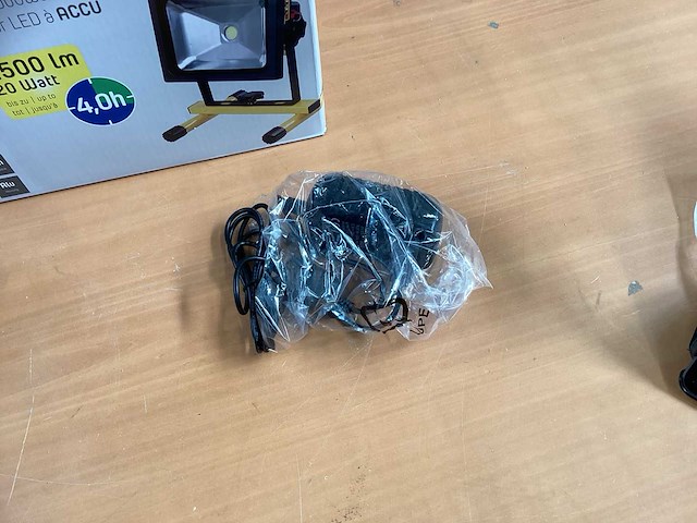 Vetec oplaadbare accubouwlamp incl. acculader - afbeelding 3 van  5