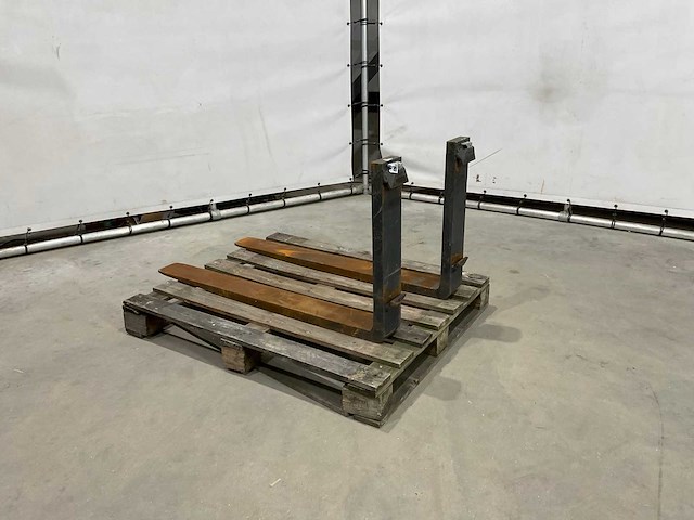 Vetter - heftruck lepels - afbeelding 1 van  5