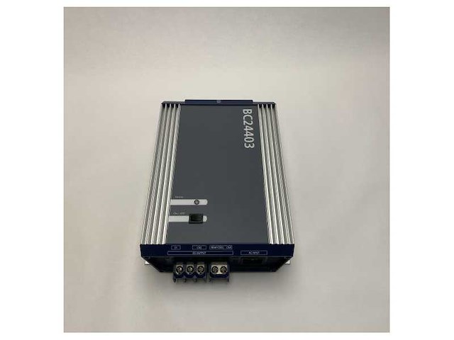 Vetus bc24403 battery charger 24v | 40a 3-output - afbeelding 3 van  8