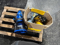Vetus boegschroef en yamaha seascooter - afbeelding 1 van  1