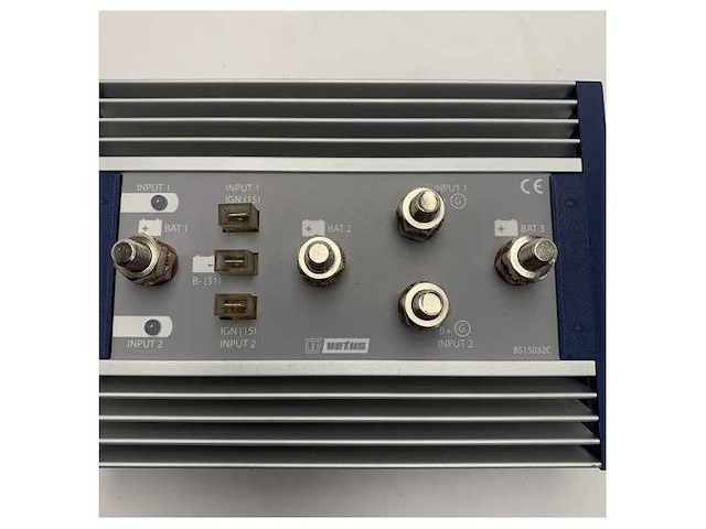 Vetus bs15032c 150a battery splitter | load divider 12/24v - afbeelding 6 van  7