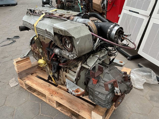 Vetus deutz rdt66 e dieselmotor - afbeelding 2 van  7