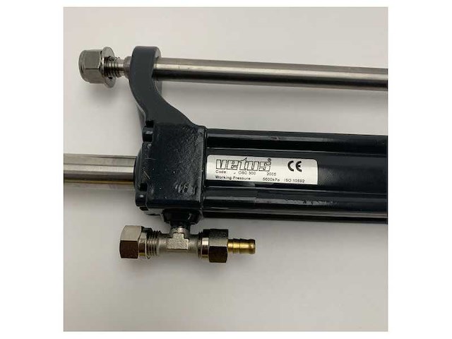 Vetus obc300 hydraulic steering cylinder for outboard engines - afbeelding 5 van  6