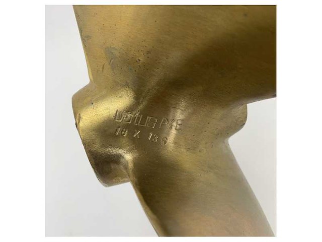Vetus p4e18x13r 4-blade 18 x 13 inch propeller rh 35 mm - afbeelding 1 van  1