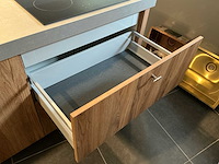 Vevo kookeiland 256 x 90 cm met inductiekookplaat, spoelbak, kraan en pelgrim vaatwasser - afbeelding 12 van  24