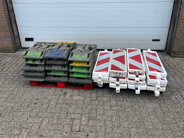 Vevon verkeer baakschilden (15x) - afbeelding 3 van  7