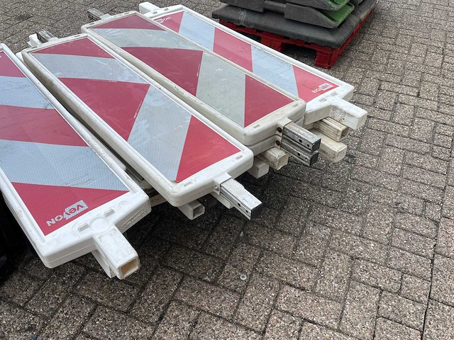Vevon verkeer baakschilden (15x) - afbeelding 4 van  7