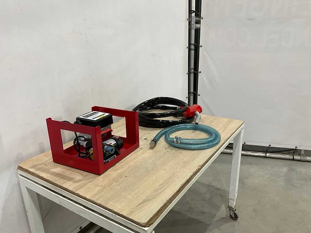 Vevor - diesel pomp - afbeelding 2 van  9