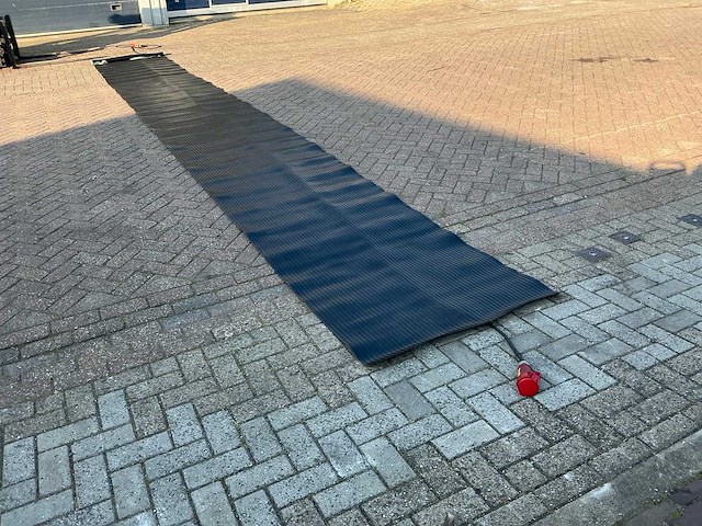 Vevor 10 meter kabelbeschermmat - afbeelding 3 van  4