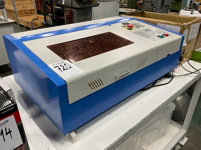 Vevor 40w co2 lasersnijmachine - afbeelding 2 van  5