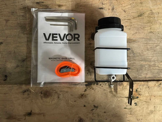 Vevor 8840 magnetische boormachine - afbeelding 7 van  7
