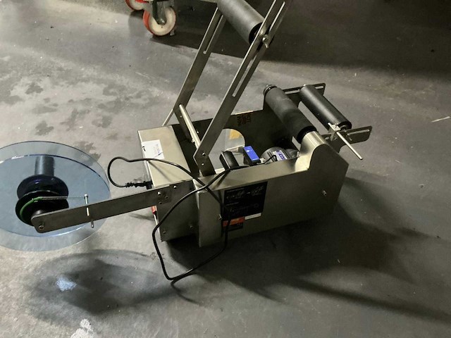 Vevor mt-50ss v2 flessenetiketteermachine semi automatisch - afbeelding 3 van  4