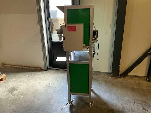 Vevor poedervulmachine en cia bg kiss doseerunit (2x) - afbeelding 2 van  18