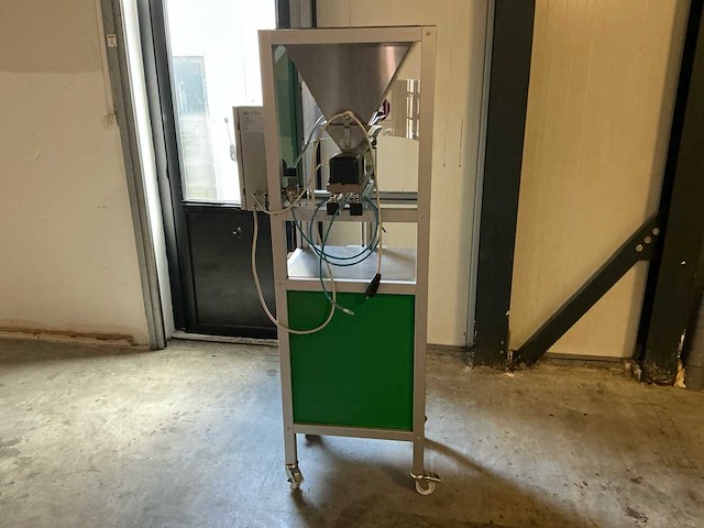 Vevor poedervulmachine en cia bg kiss doseerunit (2x) - afbeelding 3 van  18