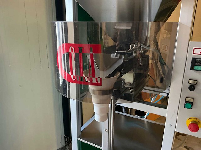 Vevor poedervulmachine en cia bg kiss doseerunit (2x) - afbeelding 9 van  18