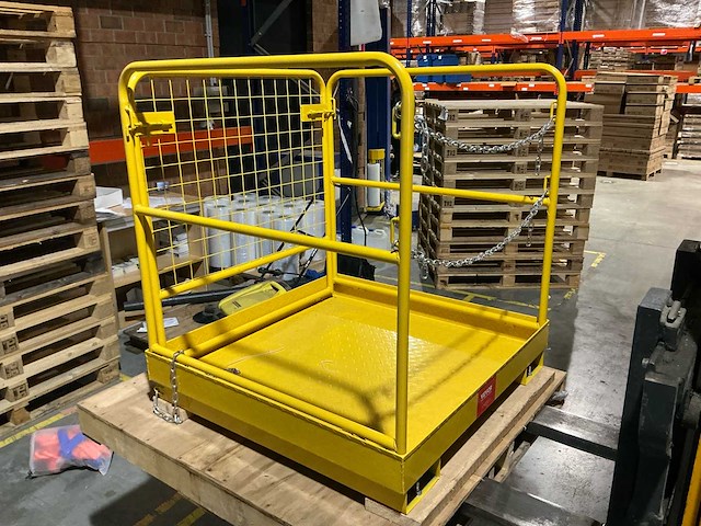 Vevor sta-platform voor vorkheftruck overige intern transport - afbeelding 9 van  11